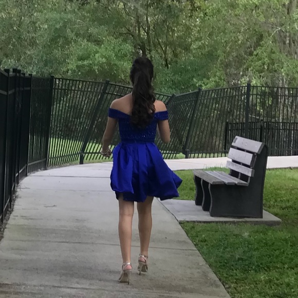 Homecoming/ cocktail dress. - Picture 2 of 8